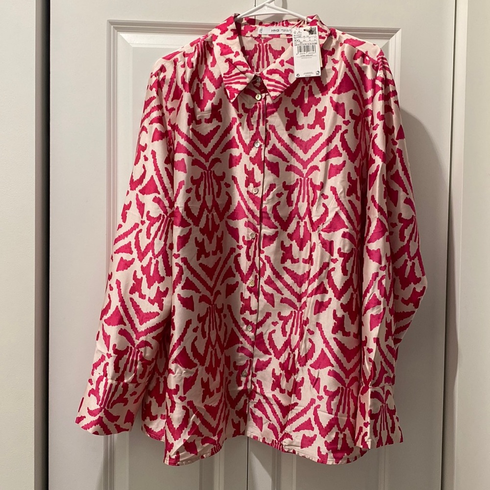 MANGO CAMISA NEW WITH TAGS. FUCSIA SIZE 4XL.